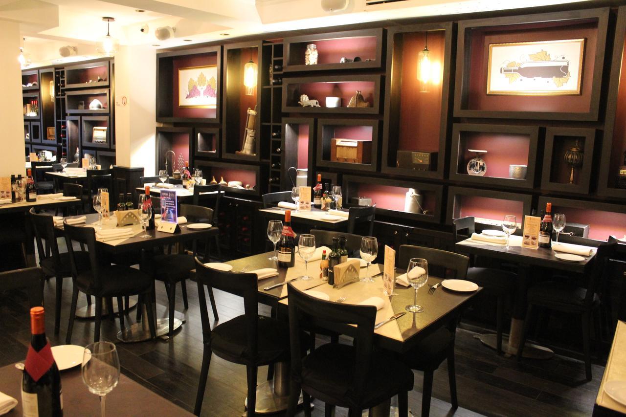 Hotel Sommelier Boutique 4* Santiago