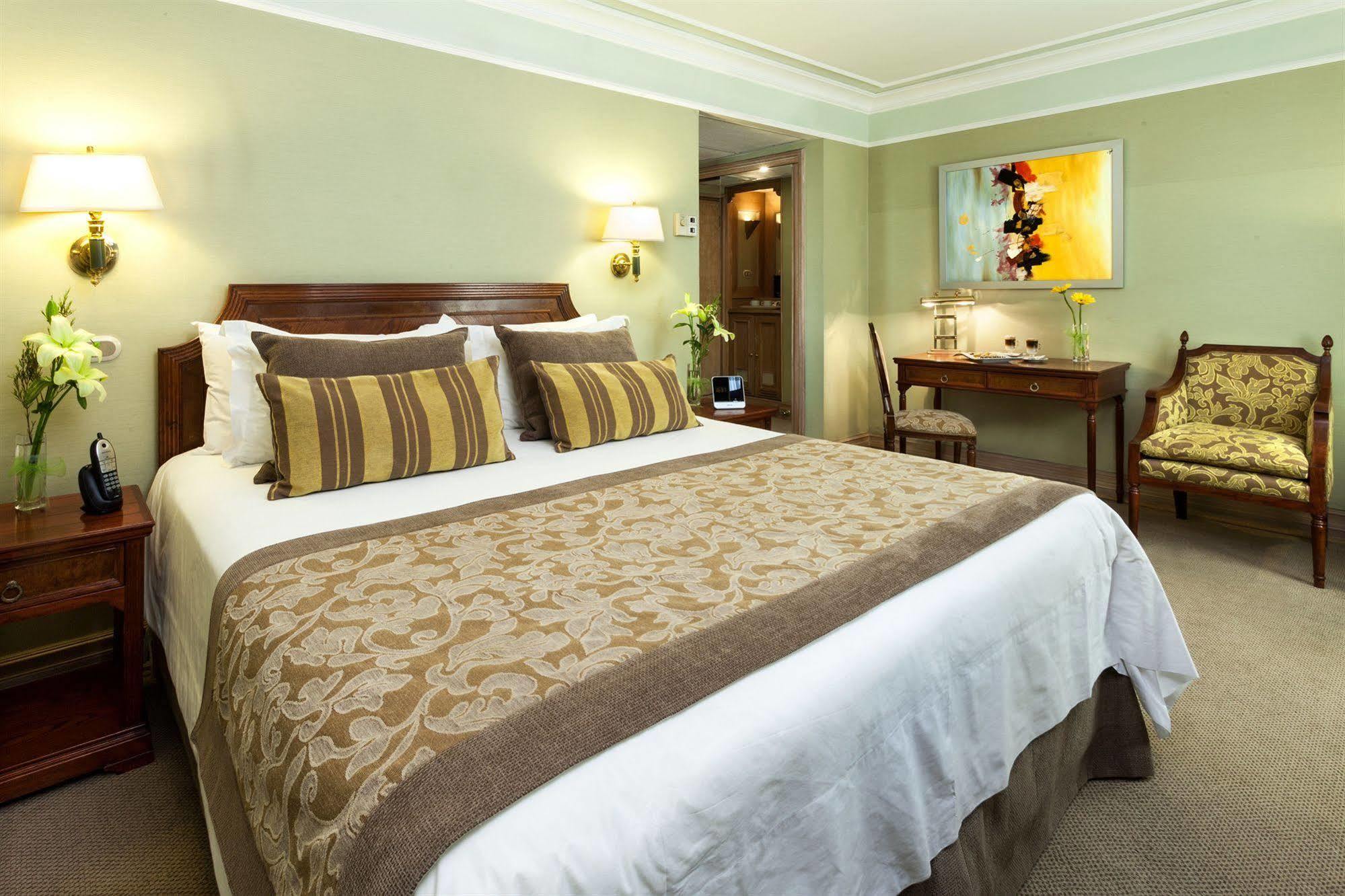 Regal Pacific Santiago