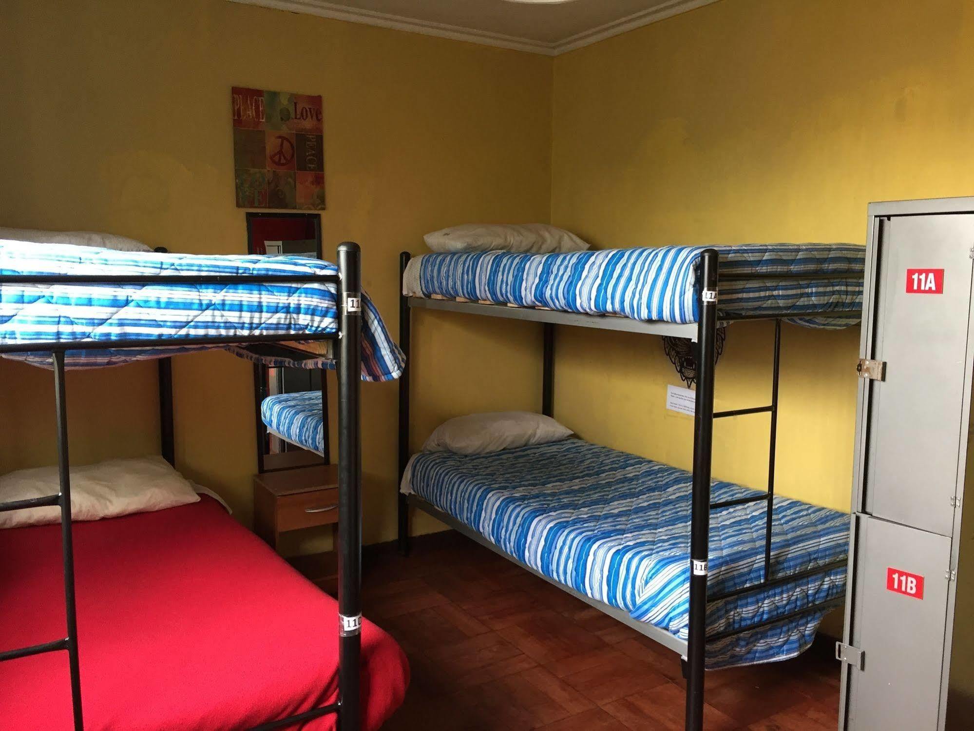 Hostal Traveller's Place *