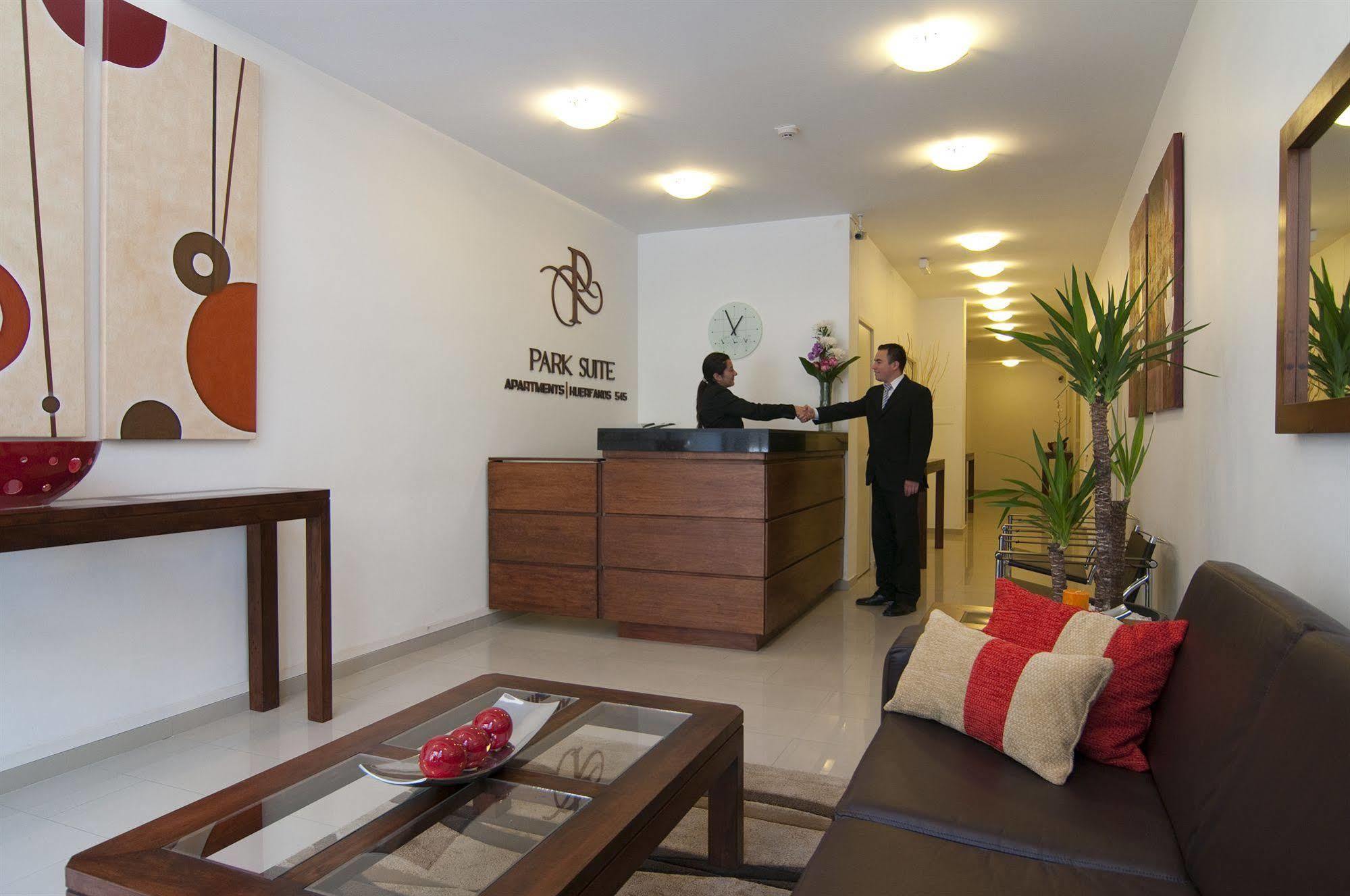 Park Plaza Apartahotel 3*