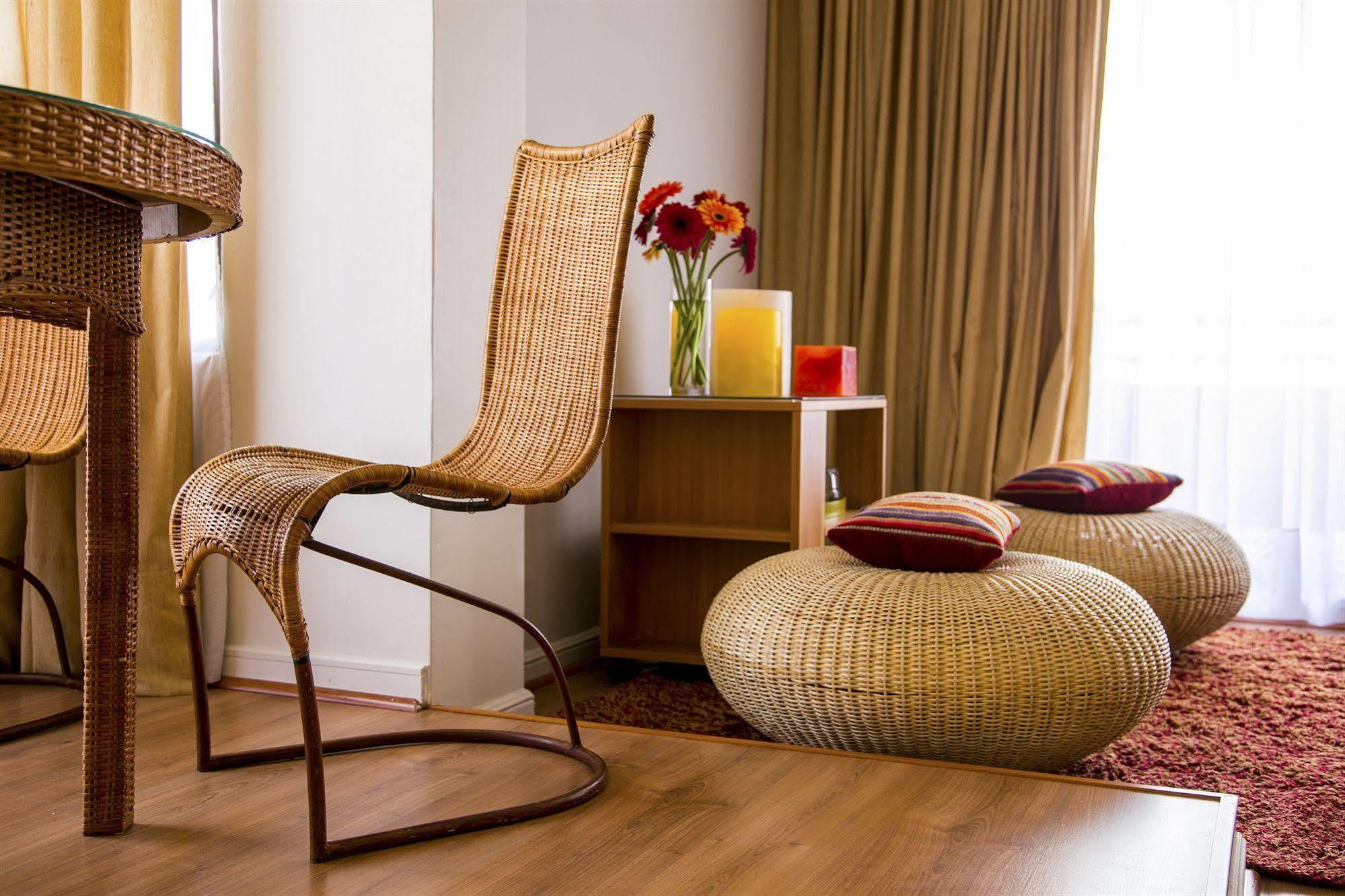La Sebastiana Aparthotel Santiago