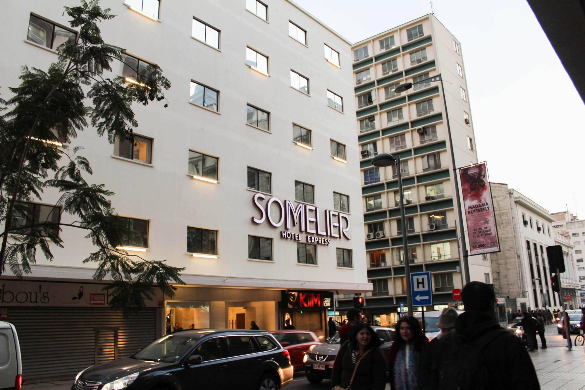 Sommelier Agustinas Hotel 3*
