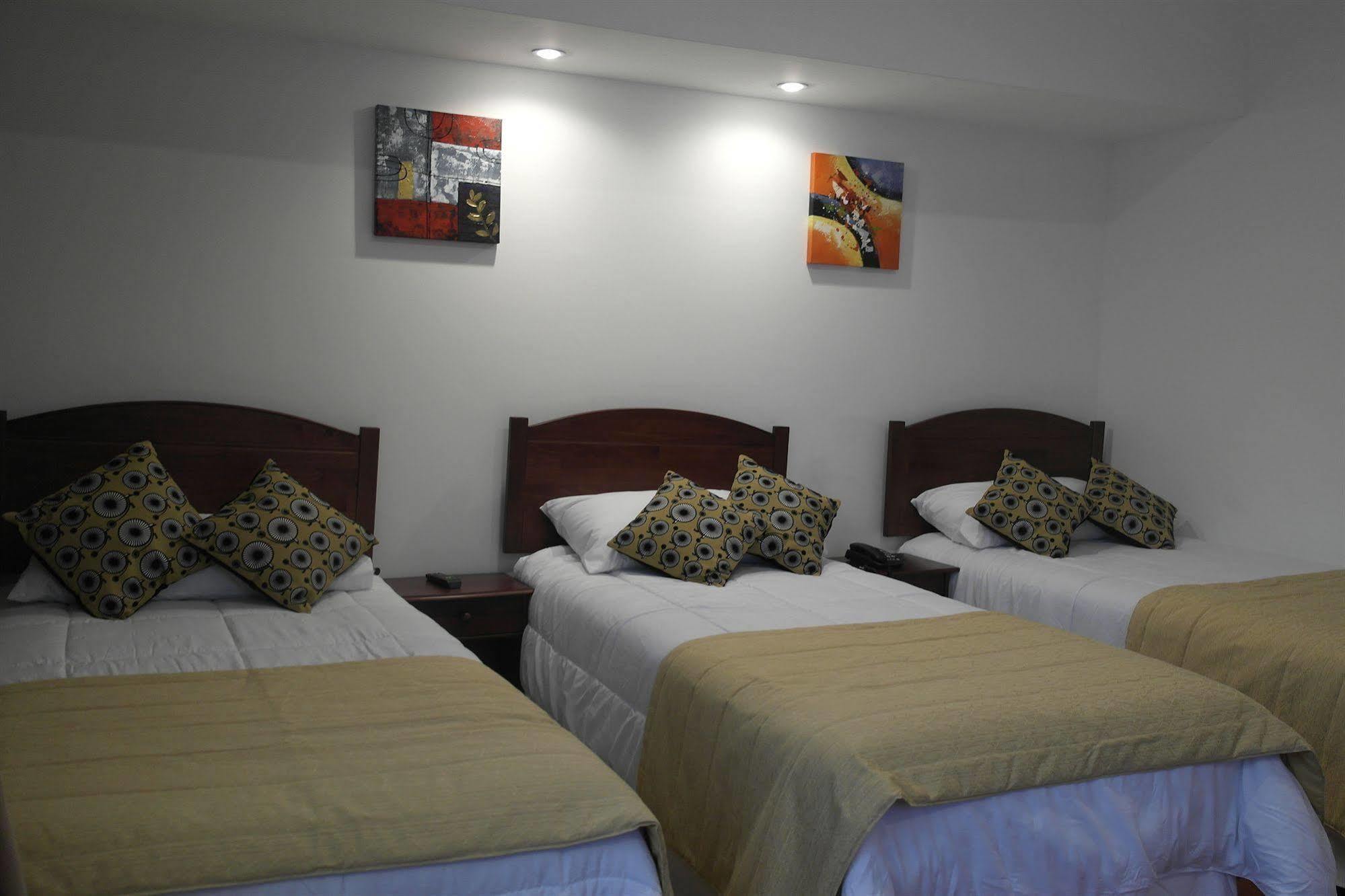 Casa Lyon Hotel 3*