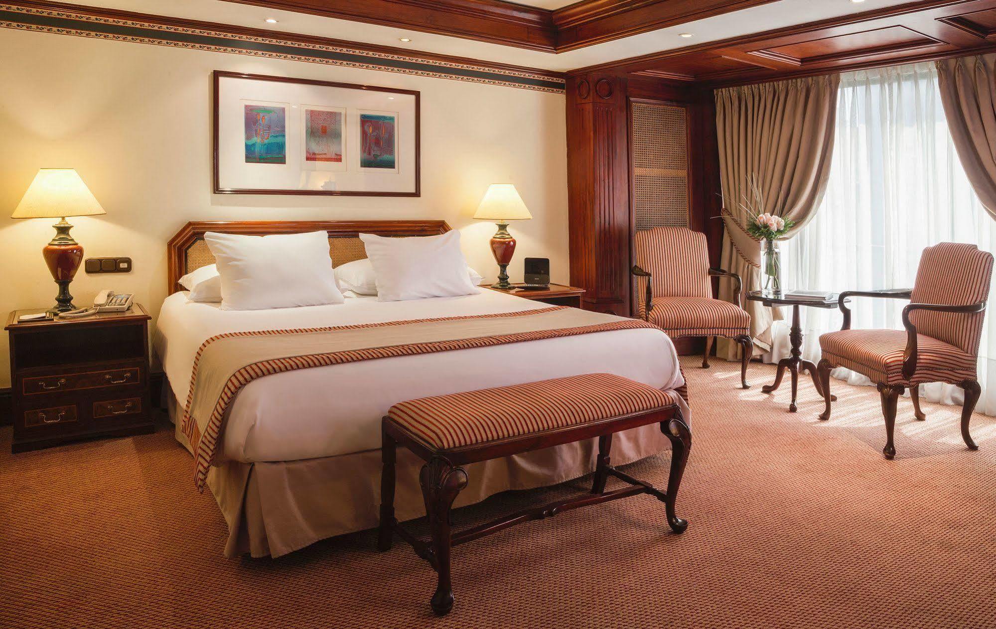 Plaza San Francisco Hotel 5*