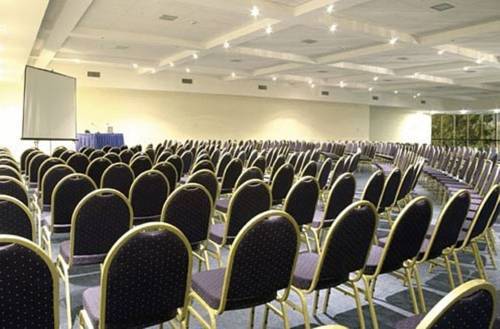 Radisson Ciudad Empresarial Hotel