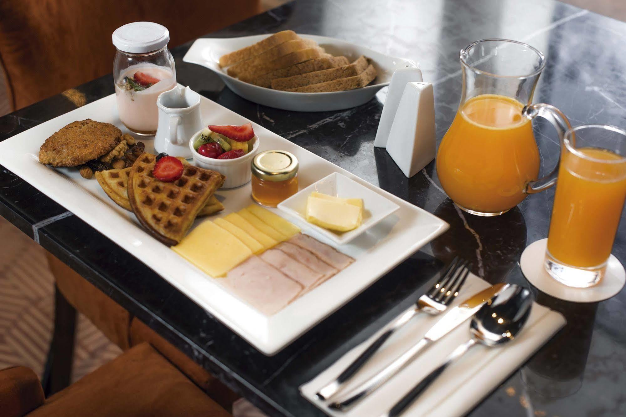 Luciano K Hotel 4*
