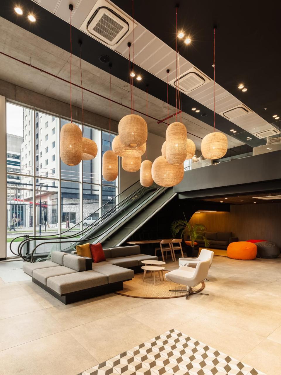 Novotel Providencia Hotel 4*