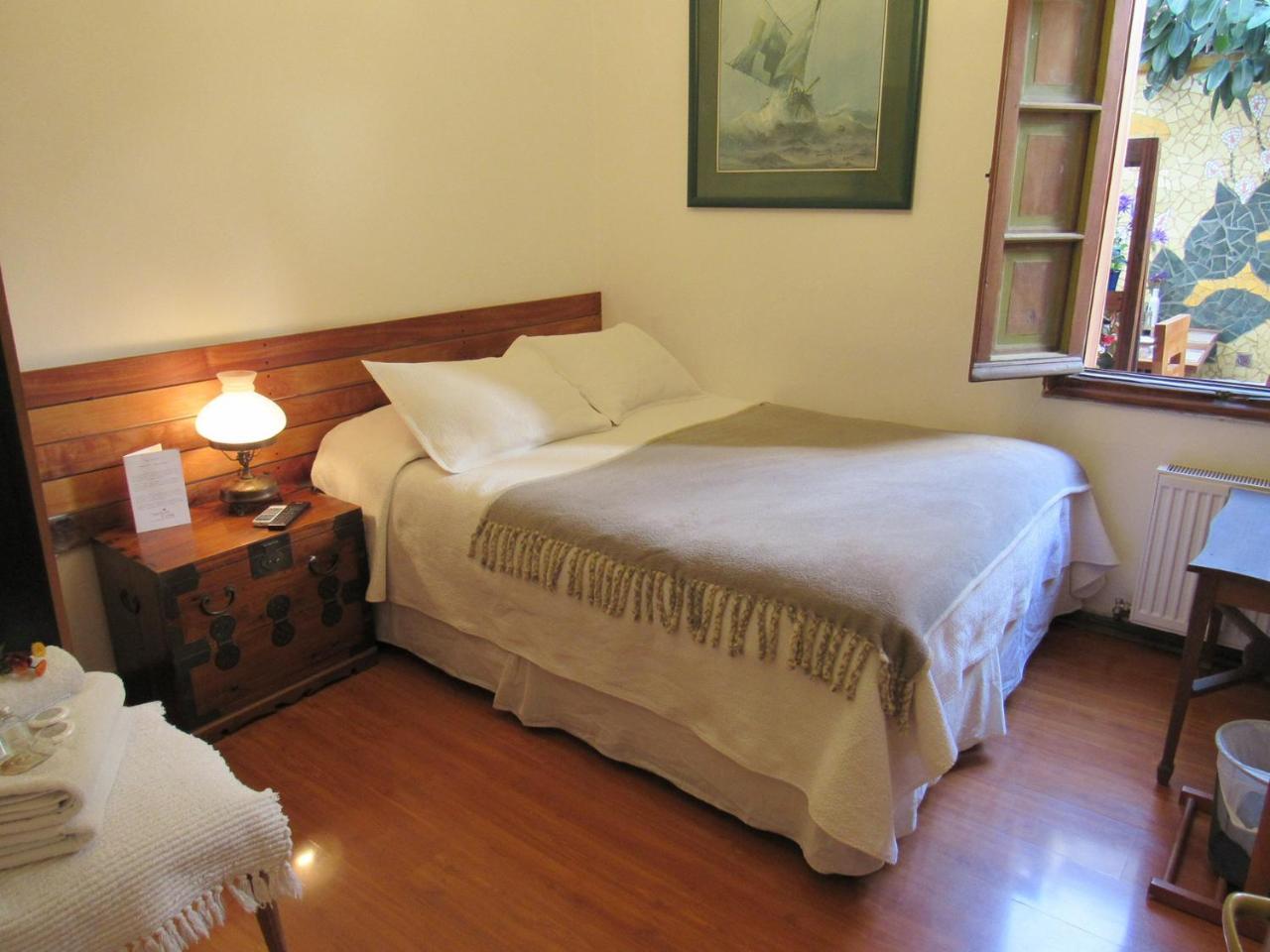 Hostal La Casita Bed & Breakfast Santiago