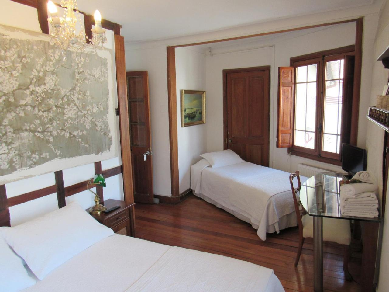 Hostal La Casita 3*