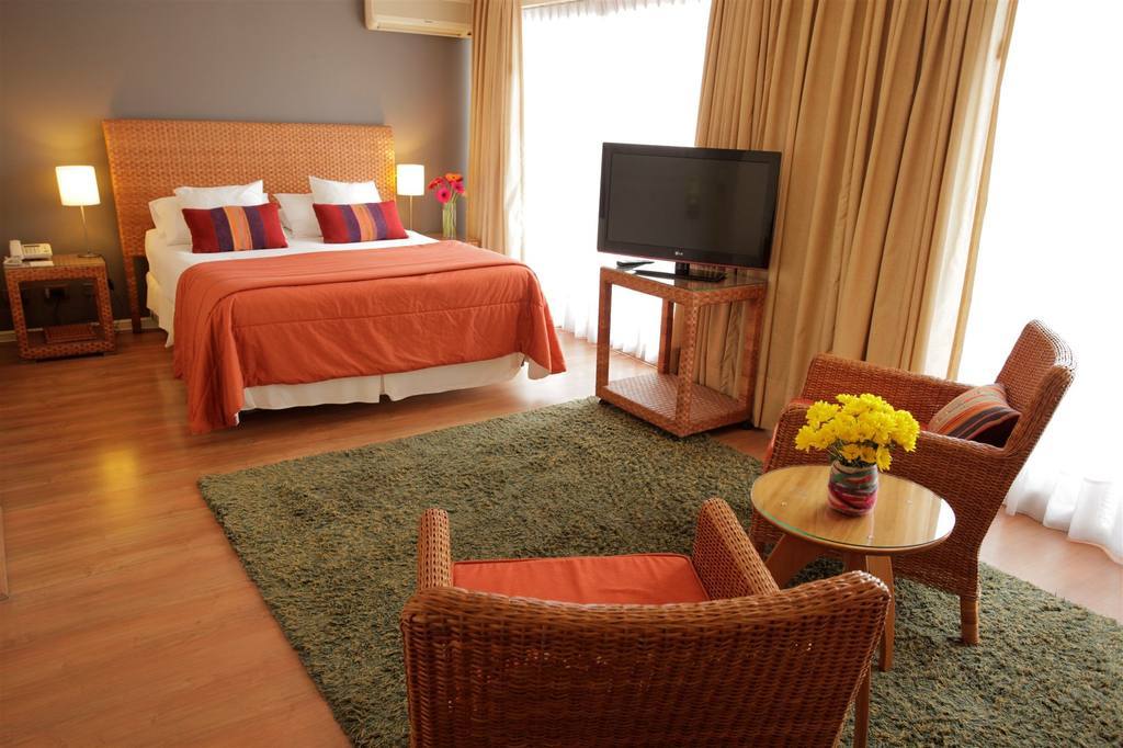 Aparthotel La Sebastiana Santiago