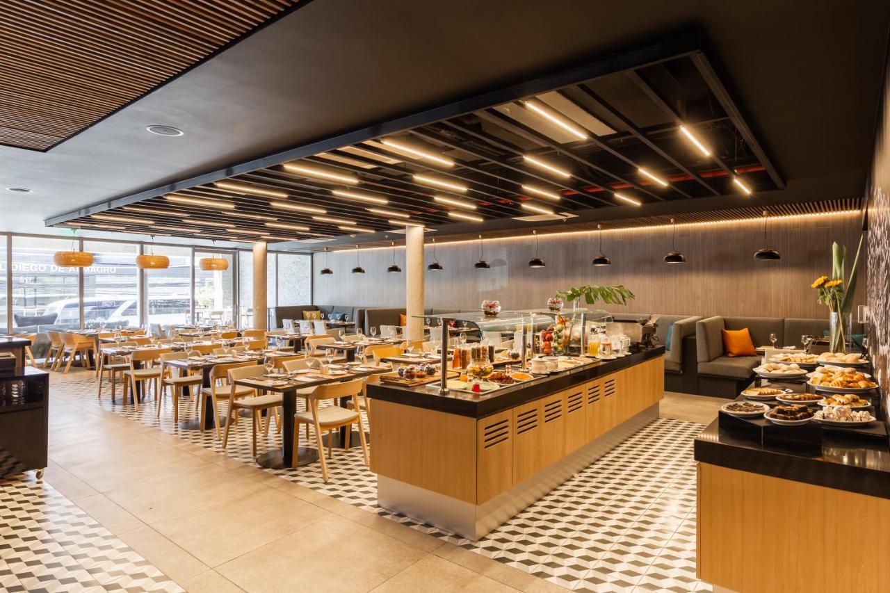 Novotel Providencia Hotel