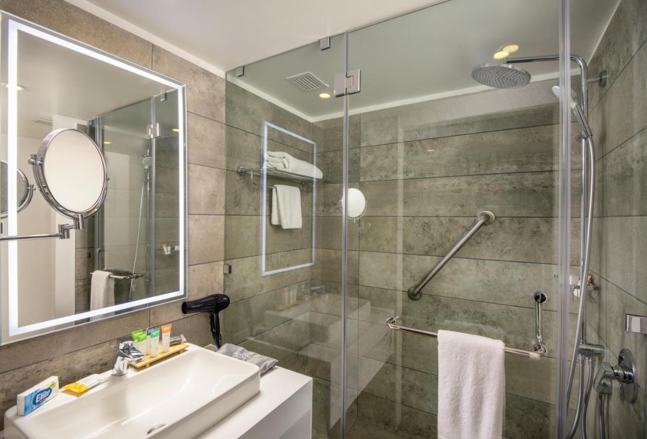 Novotel Providencia 4*