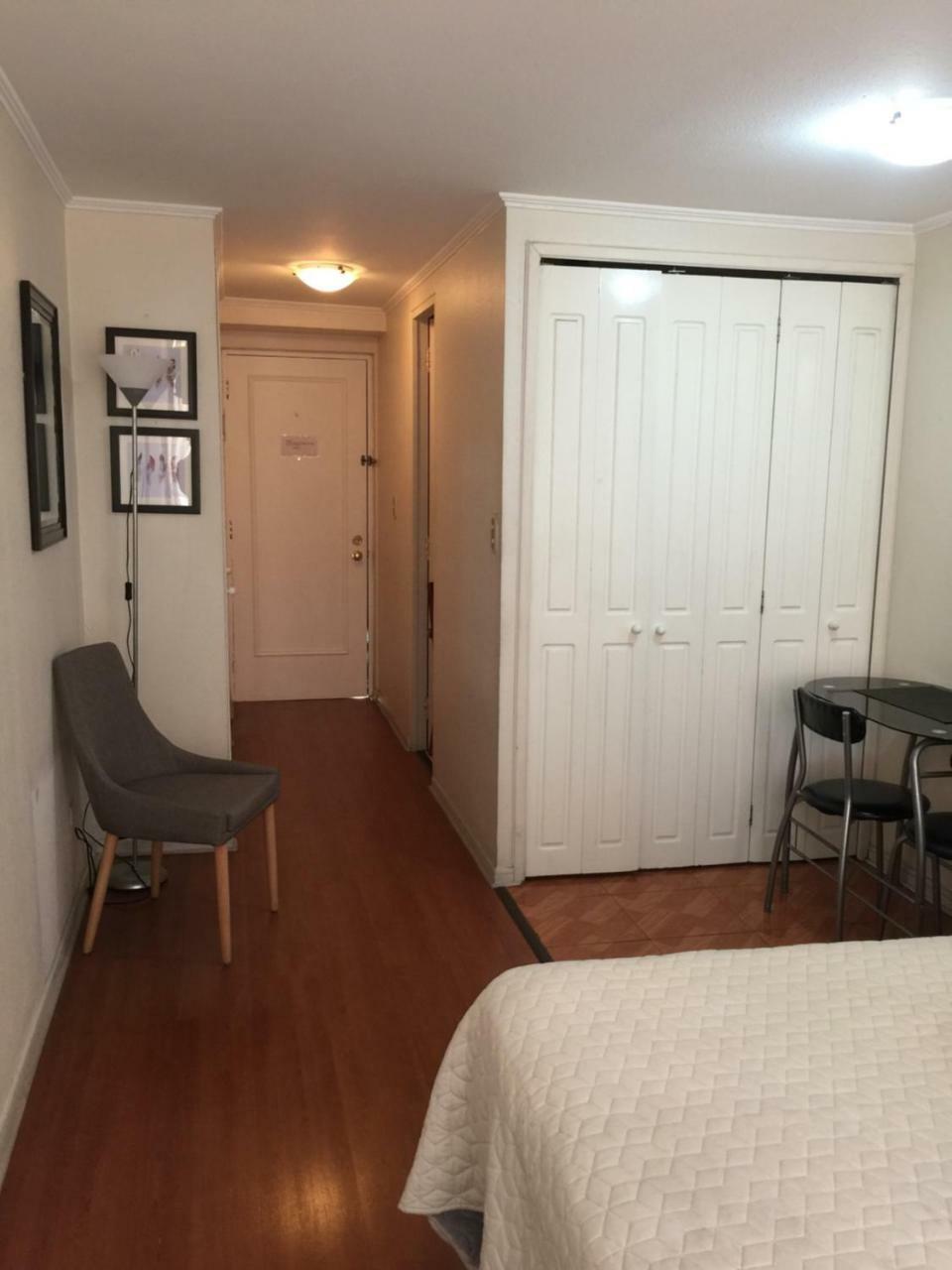 Apartment Centrik Location Encomenderos 200 *