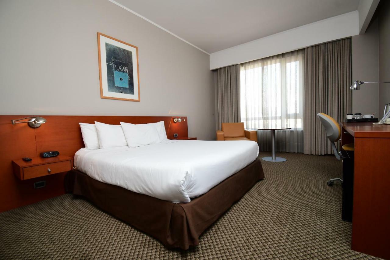 Radisson Ciudad Empresarial Hotel Santiago