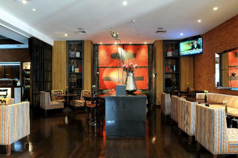 Radisson Ciudad Empresarial Hotel