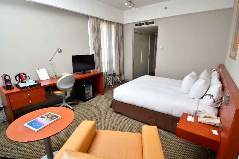 Radisson Ciudad Empresarial