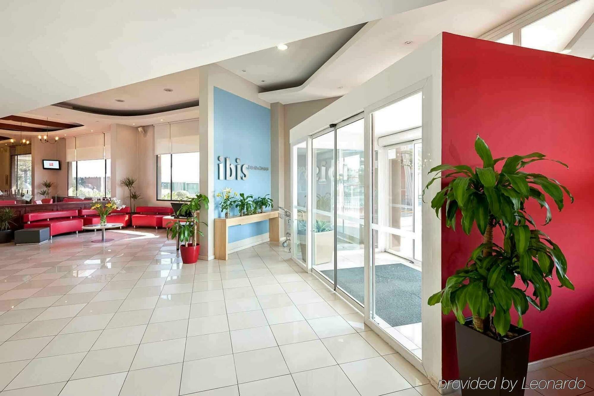 Hotel Ibis Estacion Santiago