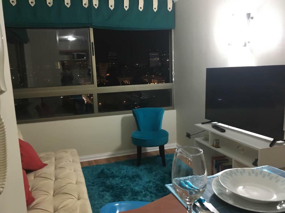 Depto Metro Santa Ana Apartment