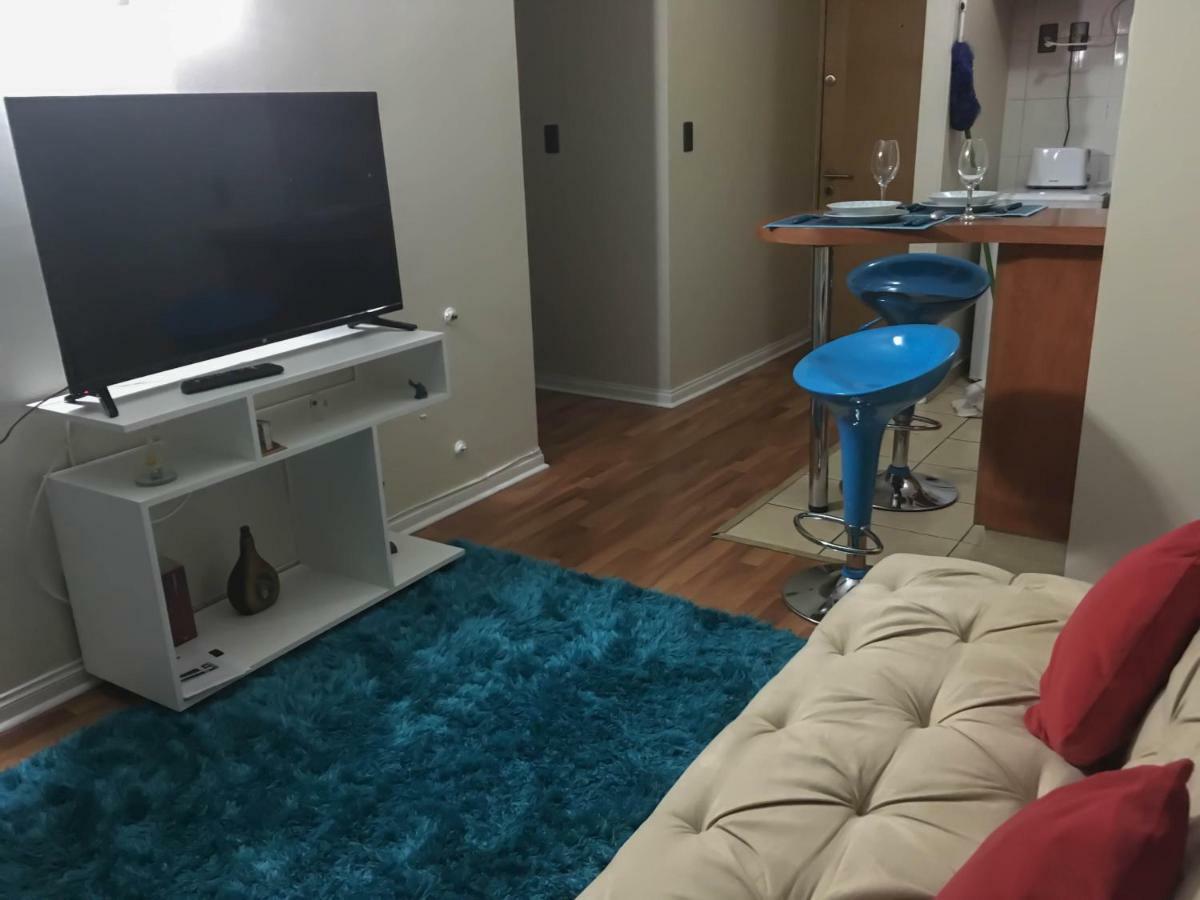 Depto Metro Santa Ana Apartment