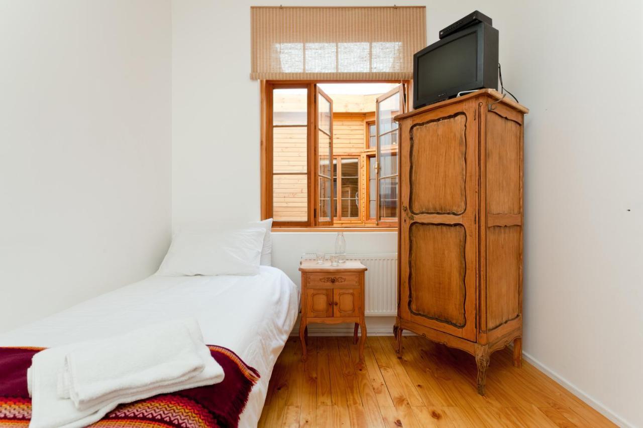 Abracadabra B&B 3* Santiago