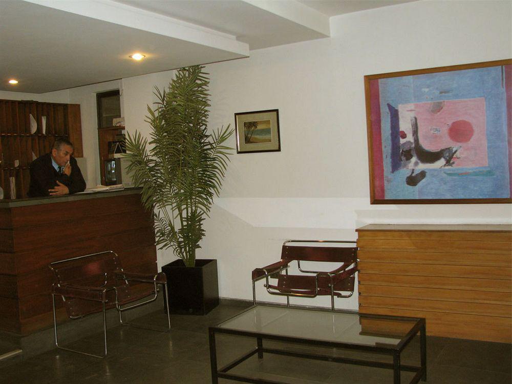 Rq Center Apartahotel