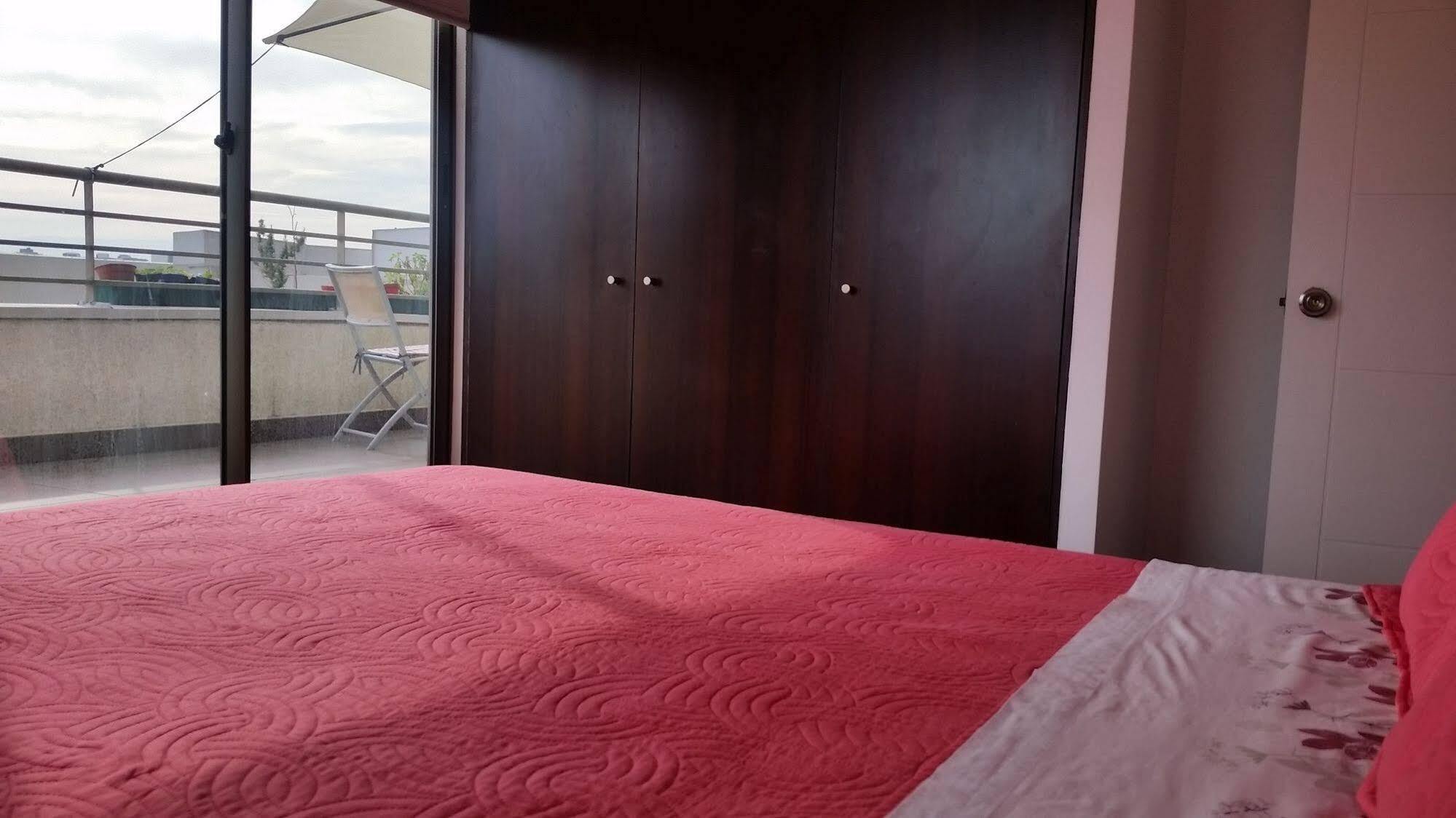 Central Apart Santiago Apartment *