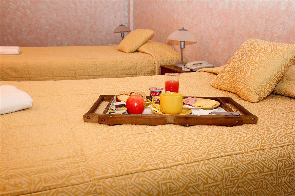 Dacarlo 3* Santiago