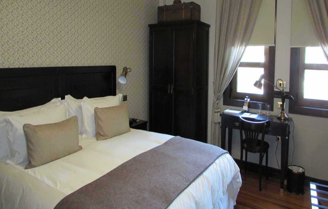 Boutique Castillo Rojo Santiago de Chile