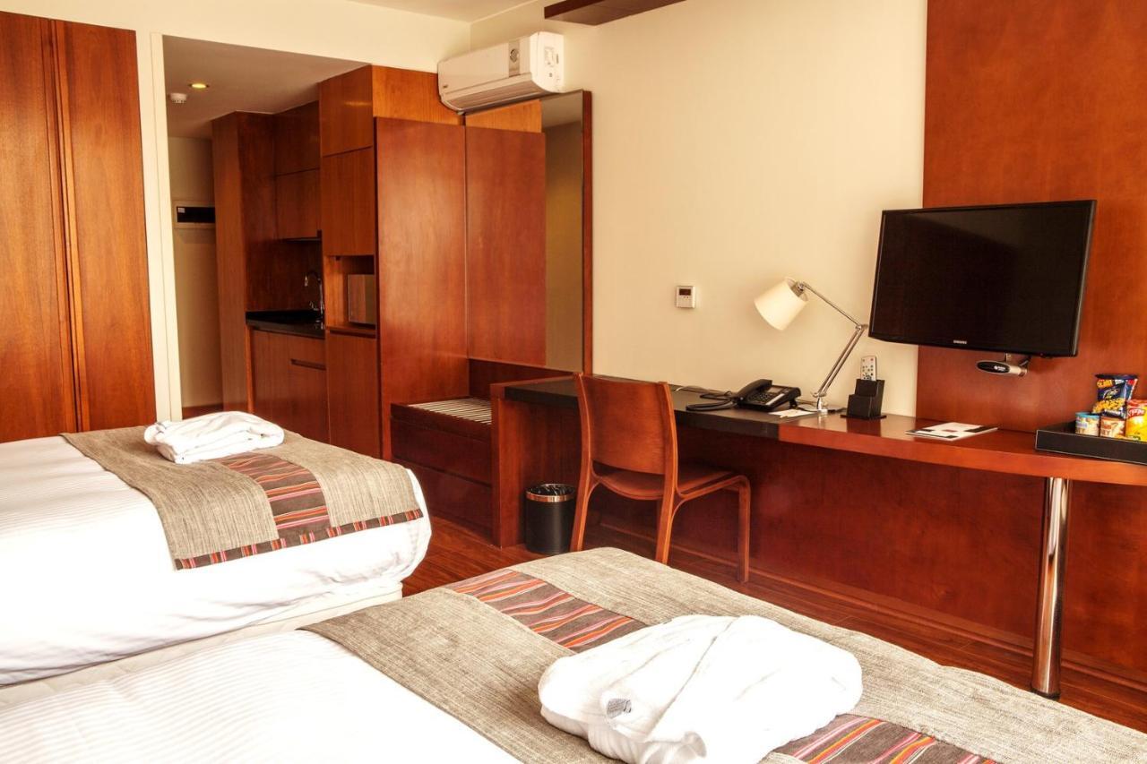 Select Elegant By Time & Khách sạn hẻo lánh 4*