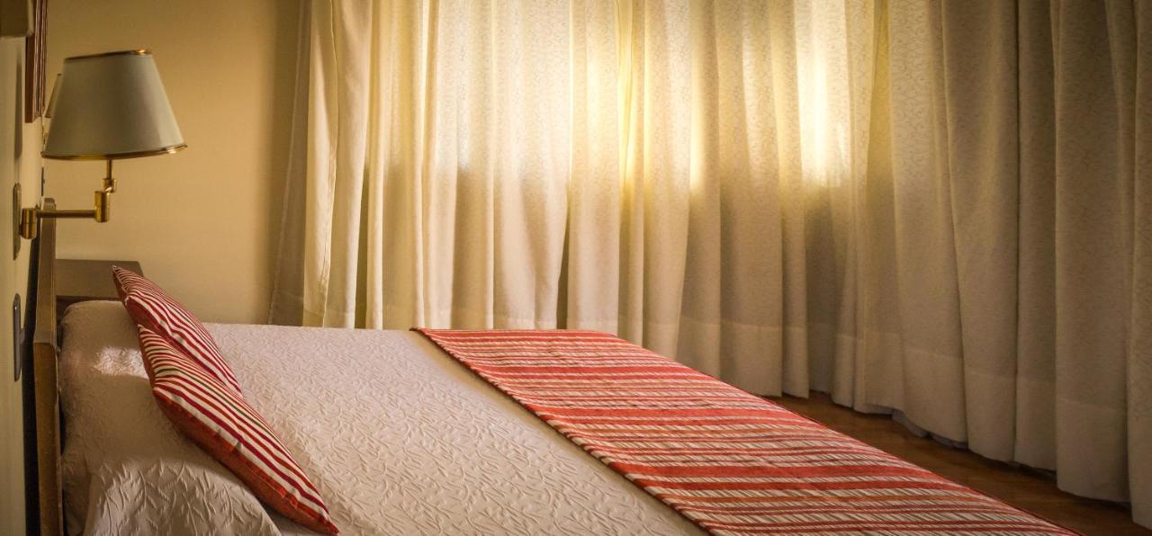 Alessandria - Coronel Pereira Aparthotel Santiago