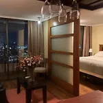 M&M Providencia Suites