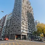 Tribeca Gold W/ Smart Tv, Parking, Metro & Ac
