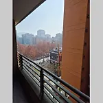 Dpto Metro Los Leones, Costanera Center