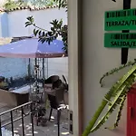 Hotel Casadetodos