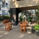 Providencia Pedro De Valdivia 0200