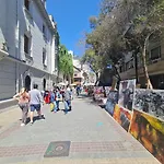 Oceana Suites Lastarria Apartment