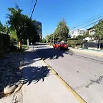 Pieza Independiente En Casa Compartida En Vitacura Cn Bici Y Piscina