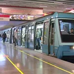Centrico Apartamento Frente Al Metro