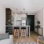 Boho Apartment - Pool, Parking & Mall