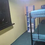 Hostal House 995