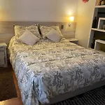 Apartamento Amoblado , En El Corazon De Providencia, Incluye Estacionamiento
