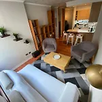 Comodo Y Moderno Apartamento En Las Condes 2Dorm, 2Banos, Open-Kitchen