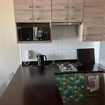 Comodo Departamento Cerca De Metro