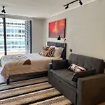 Lindo Departamento A Pasos De Clinica Las Condes 2