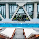 Courtyard By Marriott Santiago Airport