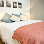 Hom I Moderno Depto Con Encanto En Barrio Lastarria