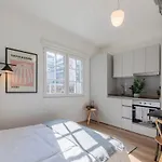 Hom I Departamento 1D1B En Iconico Barrio De Santiago