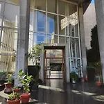 Mwc Apartments - Compania