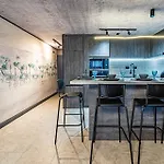 Design Tech Comfort & Location
