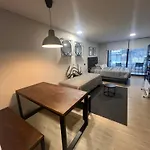 Clínica Las Condes, espectacular departamento nuevo 80 m2